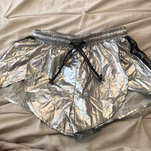 LF metallic shorts
